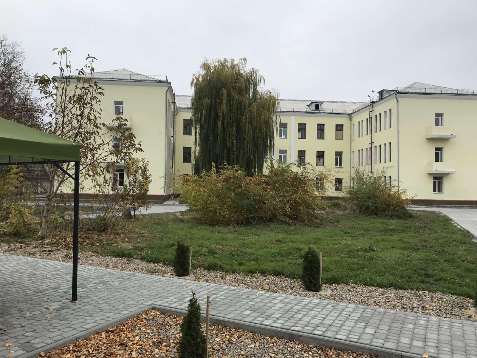 Однокомнатную квартиру в Днепре левый берег дешево.