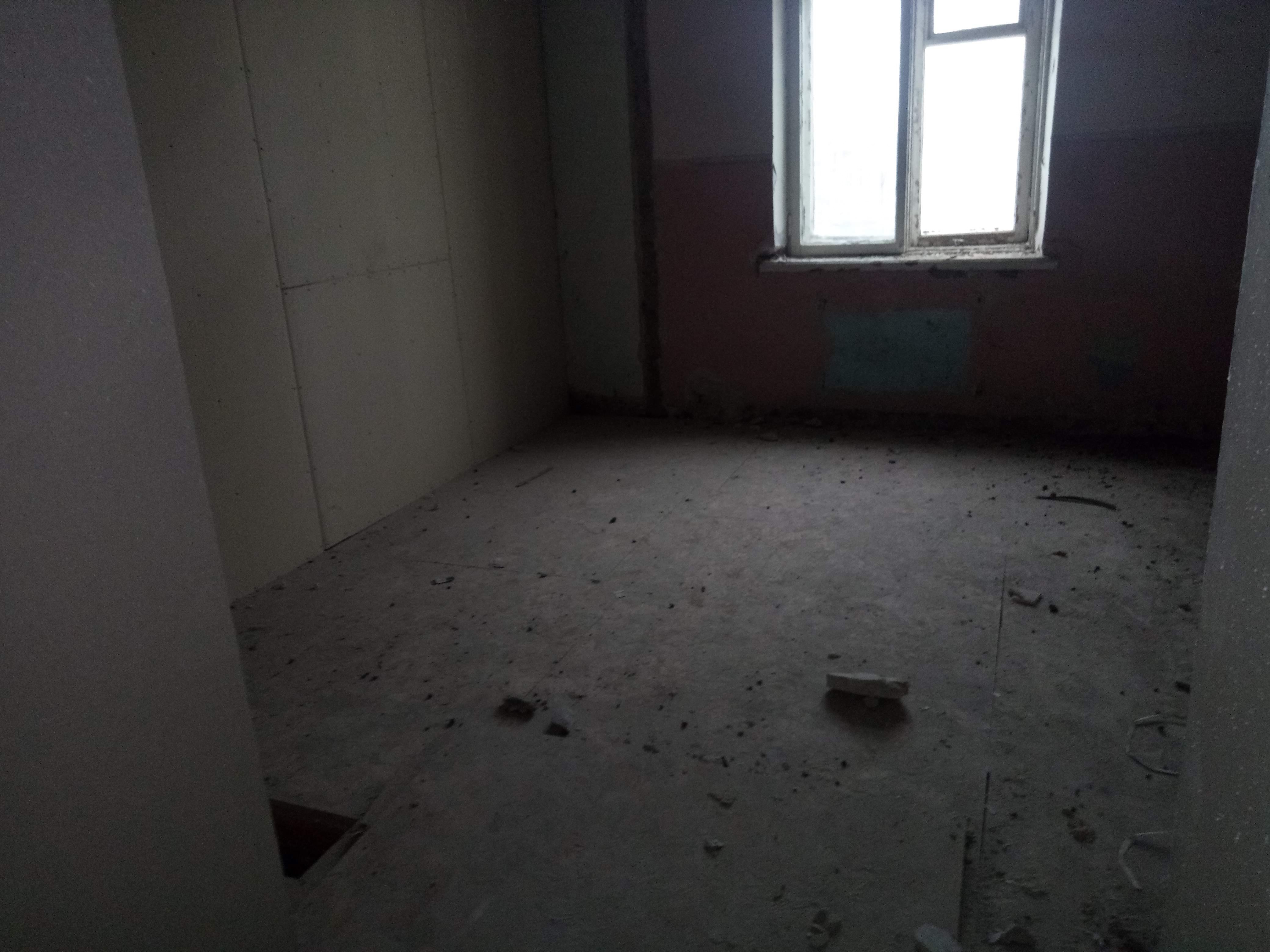 Однокомнатную квартиру в Днепре левый берег дешево.