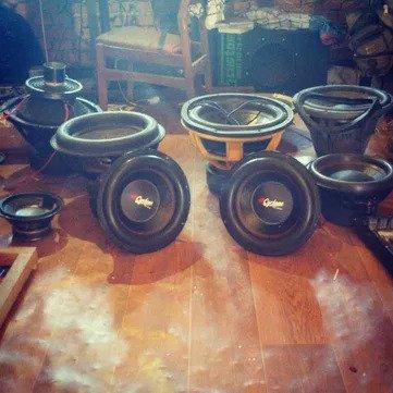 Ремонт динамиков: сабвуферных, среднечастотных, твитеров